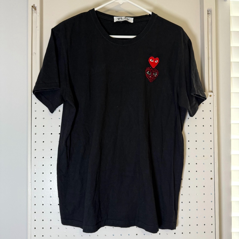 Comme des Garcons Play Rhinestone Emblem Red Heart T-Shirt Black Adult Tee Small